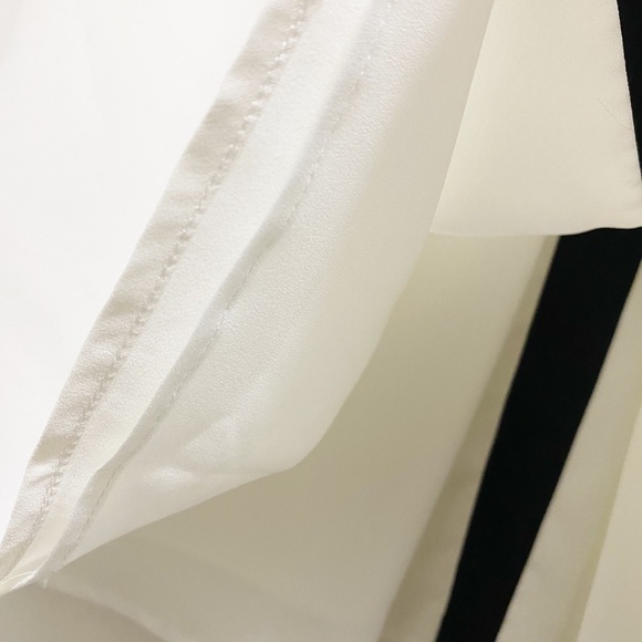 BCBG Unique Y-Front Flowy Tank Blouse White Black XXS - Picture 9 of 9